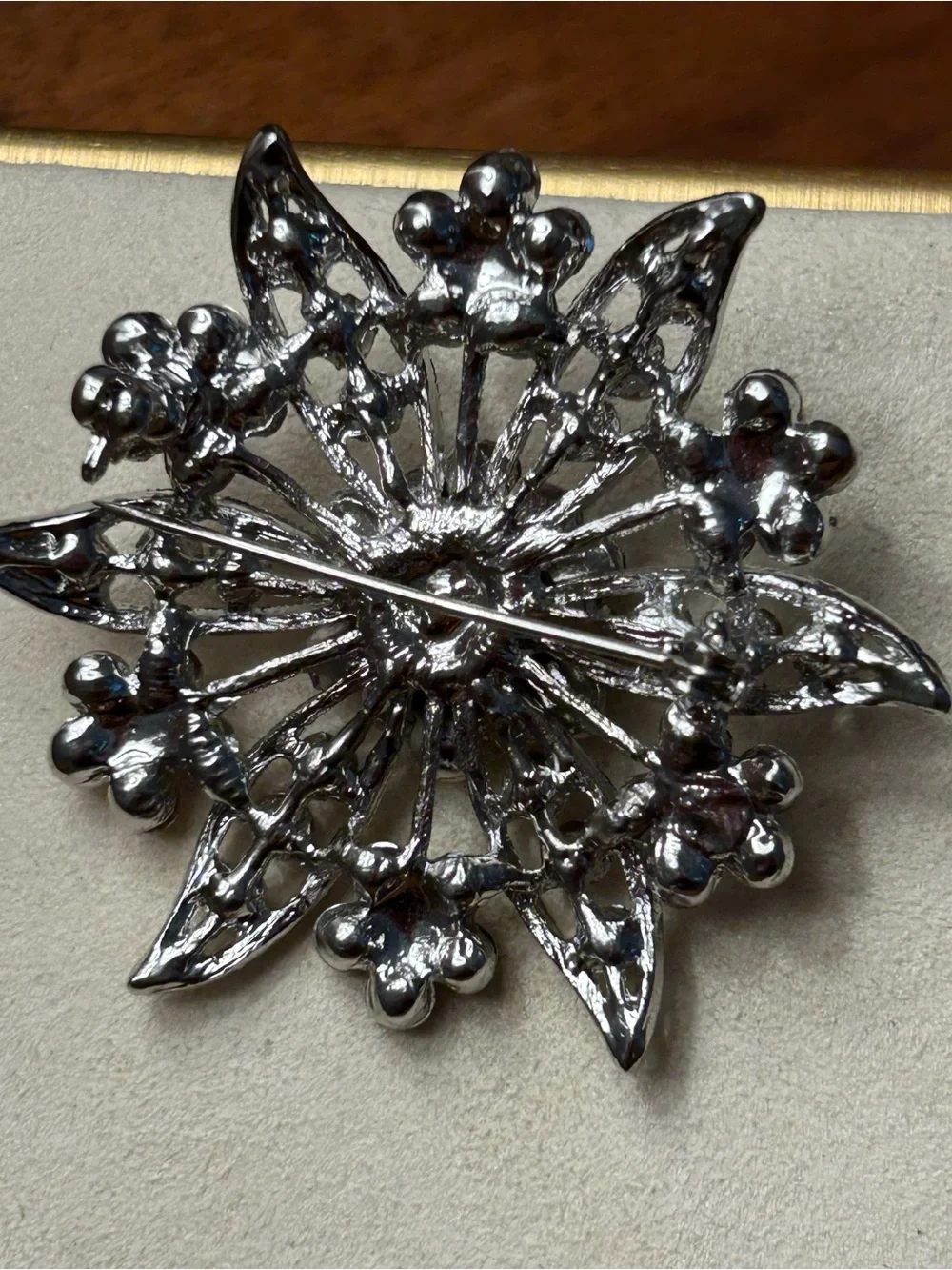 Vintage brooch amber and silver tone